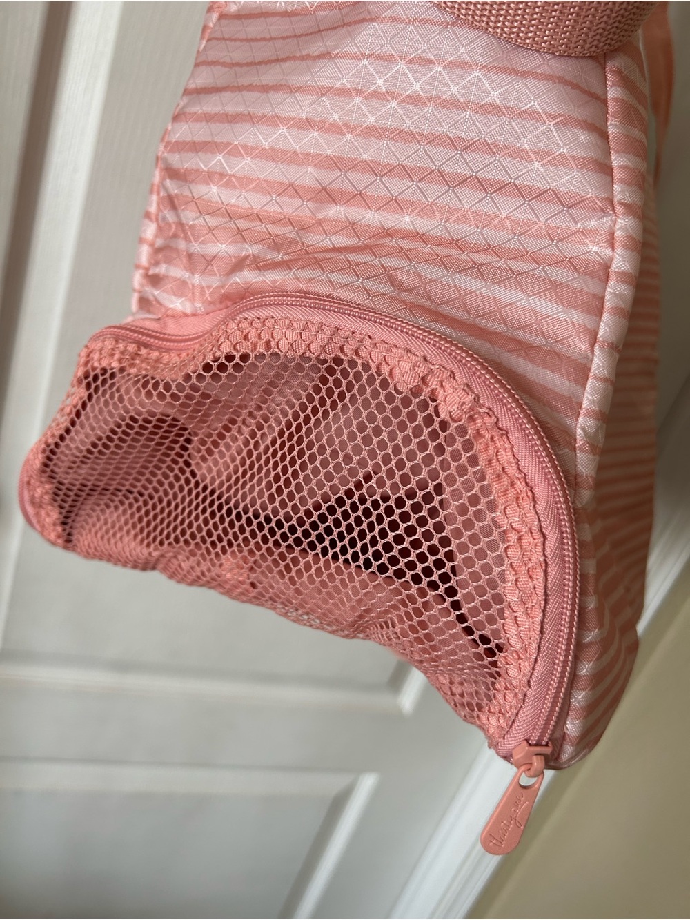 Thirty-One 31 Peach/Light Pink Stripe Big Multi Use Tote Bag - Picture 8 of 13